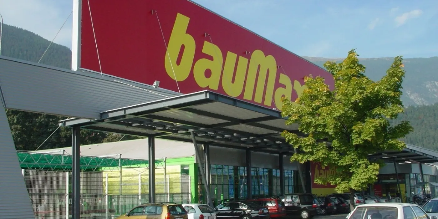 Baumax, Vomp